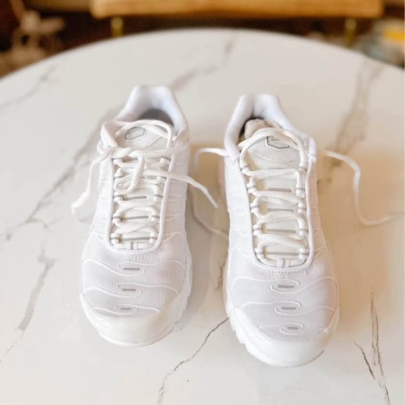 6.5 Nike Air Max Plus Women's New - Picture 4 of 9